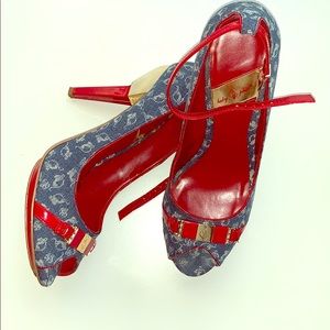 Babyphat blue jean pump
